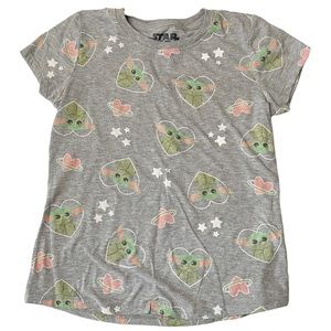 Star Wars Baby Yoda Cute Kawaii Cartoon Heart Graphic T-Shirt